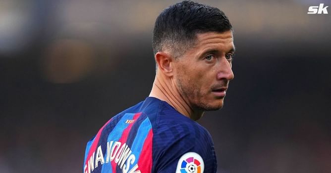 Robert Lewandowski tired of playing with Barcelona star who offers absolutely nothing: Reports