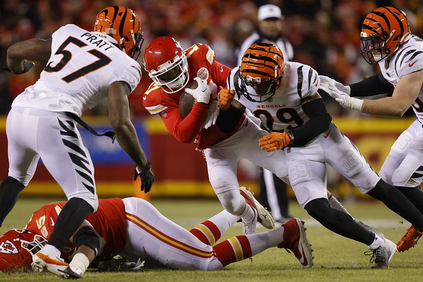 Bengals-Chiefs AFC Championship injury report: Travis Kelce pops