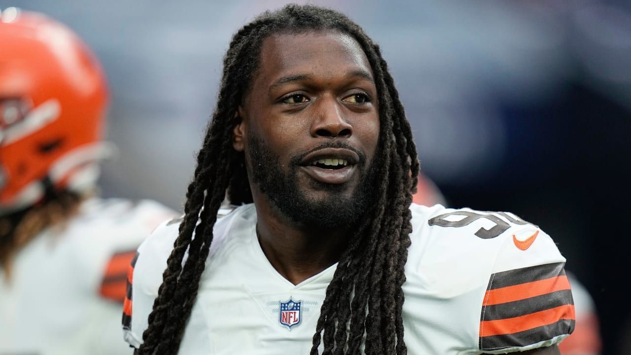 Cleveland Browns DE Jadeveon Clowney