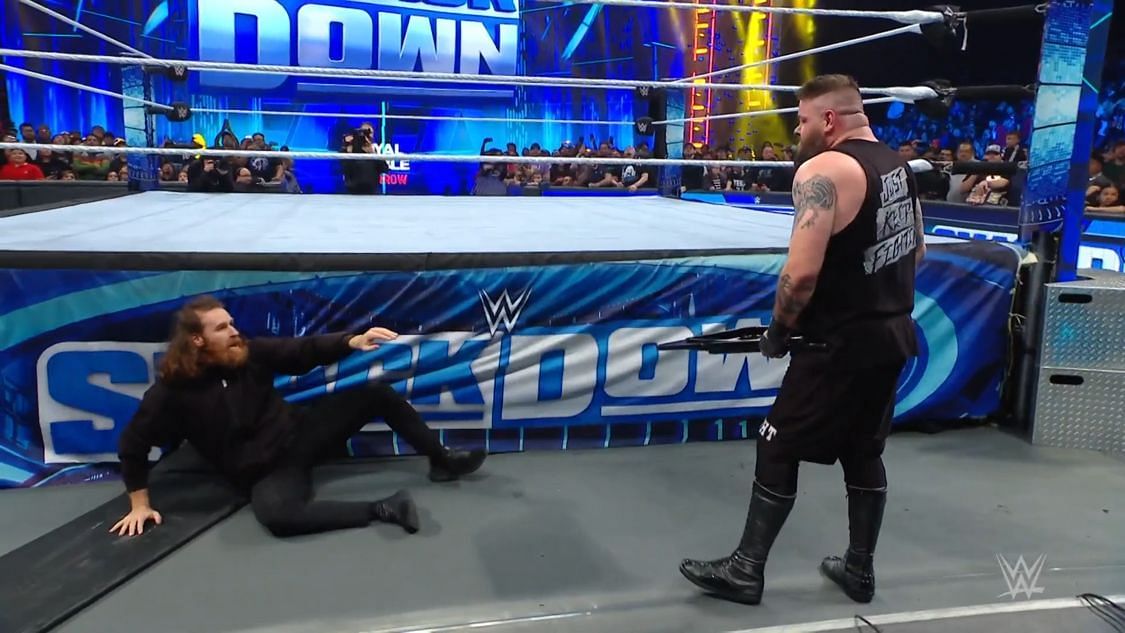 WWE SmackDown के मेन इवेंट में हुआ शानदार मैच