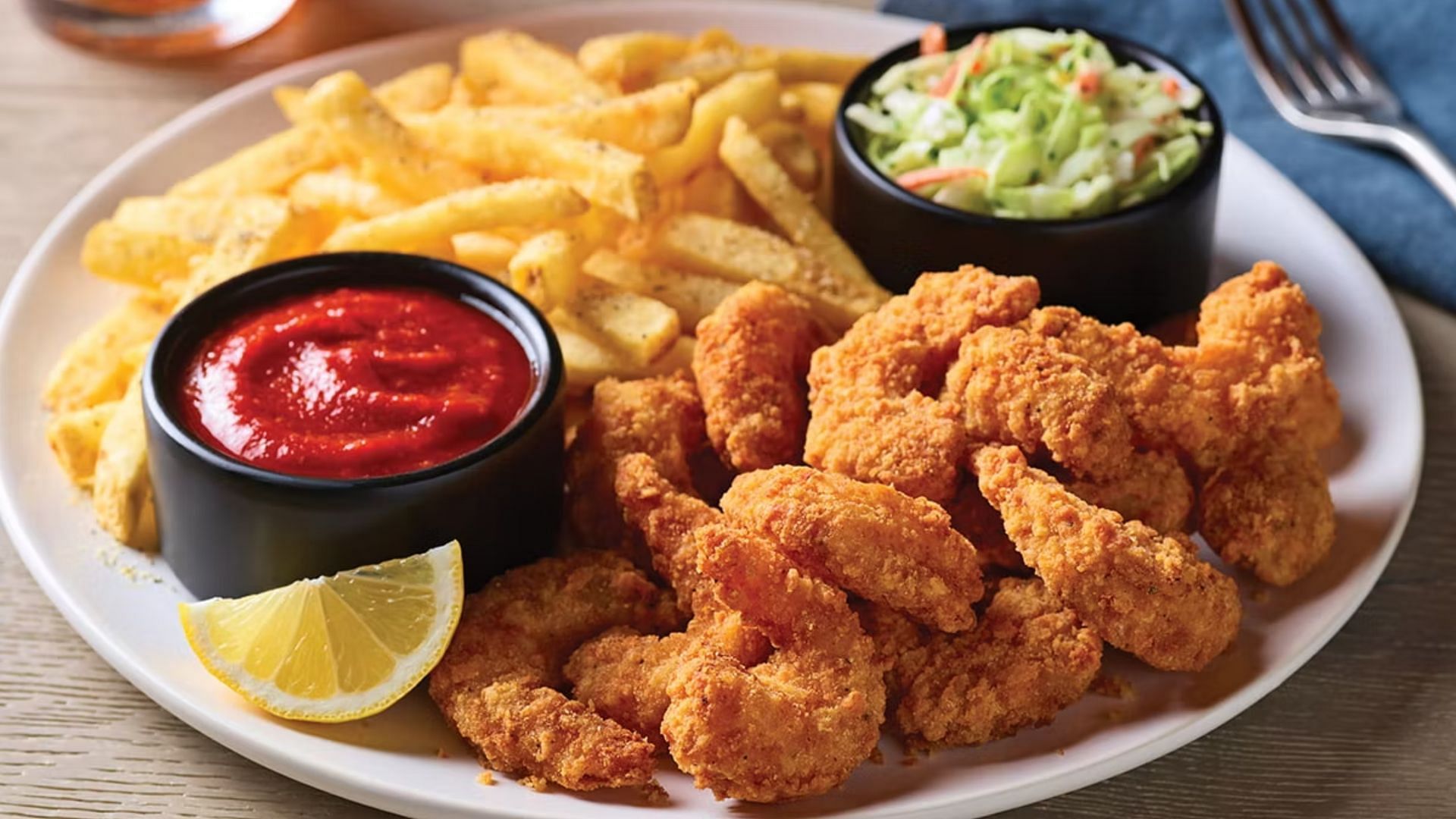 The golden brown All You Can Eat Double Crunch Shrimp (Image via Applebee&rsquo;s)