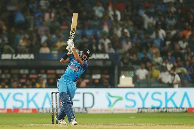 "If Rishabh is not there, maybe a bigger role for Axar Patel to play" - Aakash Chopra says all-rounder could be crucial for the Delhi Capitals