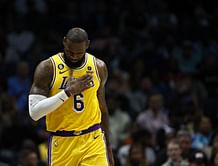 Brian Windhorst makes season speculations for LA Lakers after LeBron James' 43-point performance: “LeBron is keeping them in this”