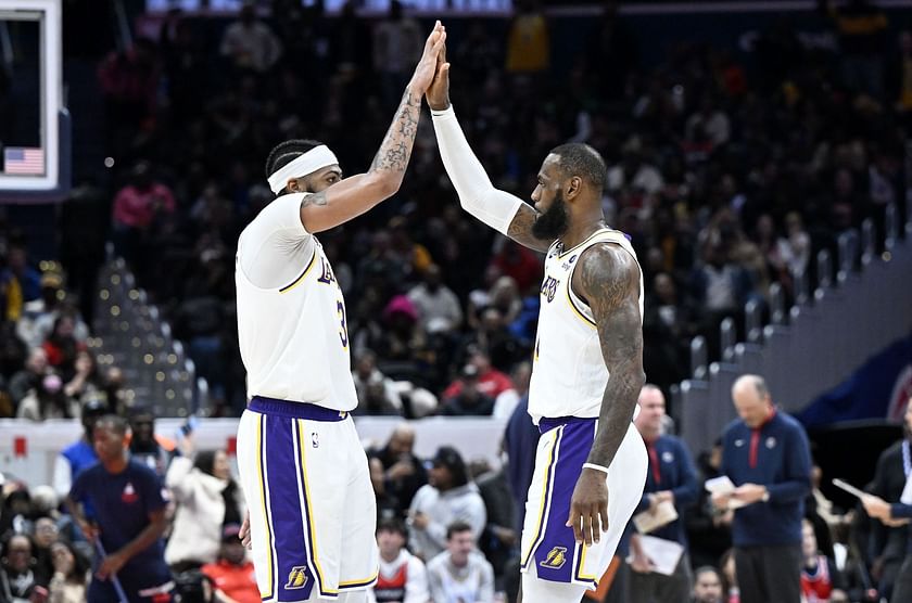 LeBron James puts the onus on himself to score in Anthony Davis' absence