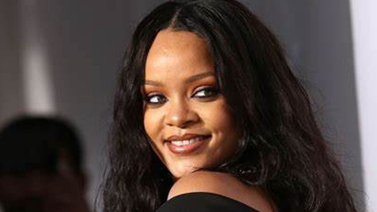 See stirring Rihanna Super Bowl halftime show commercial set in