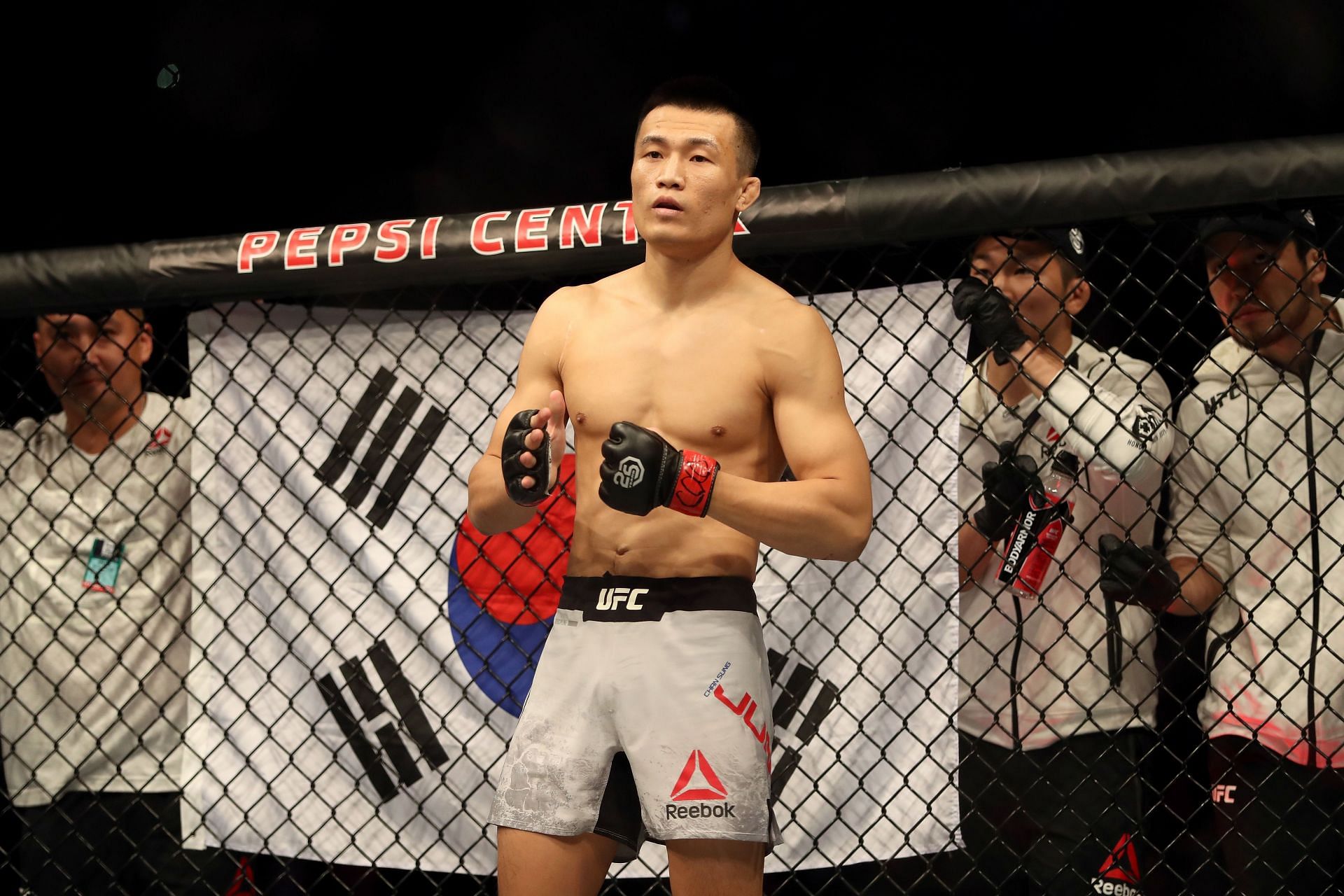 Chan Sung Jung produced the UFC&#039;s first twister submission in 2011