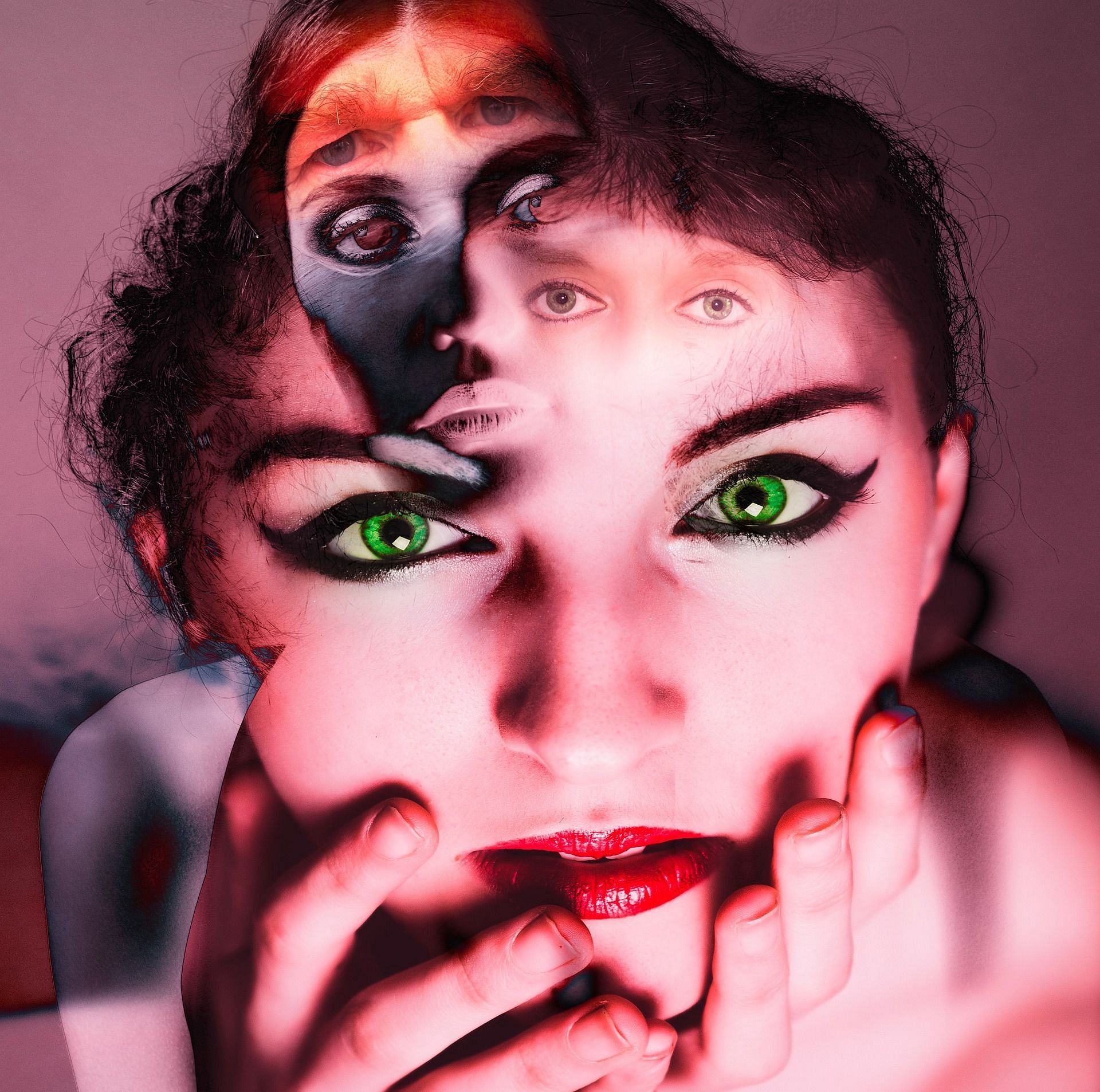 Dissociative personality disorder is a complex personality disorder. (Image via Freepik/ Freepik)