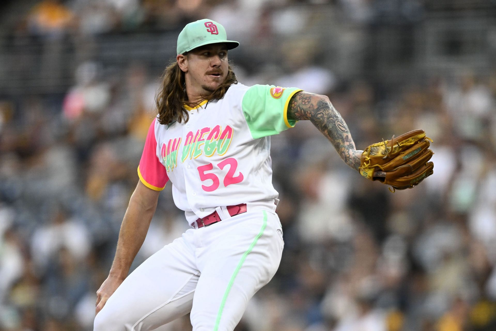 Report: White Sox pitcher Mike Clevinger under MLB investigation