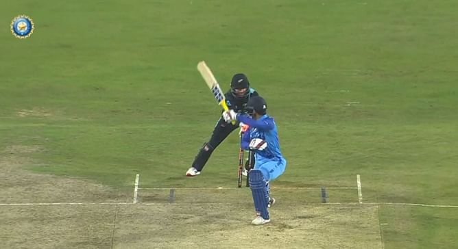 “Give him that opportunity at 3 before they decide to move on from him” - Dinesh Karthik on Deepak Hooda