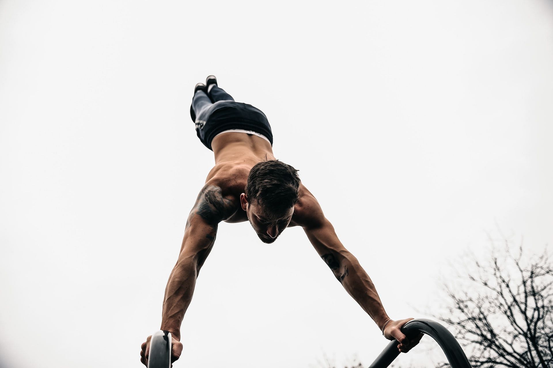 How to do a handstand? (Photo by Bogdan Pasca on Unsplash)