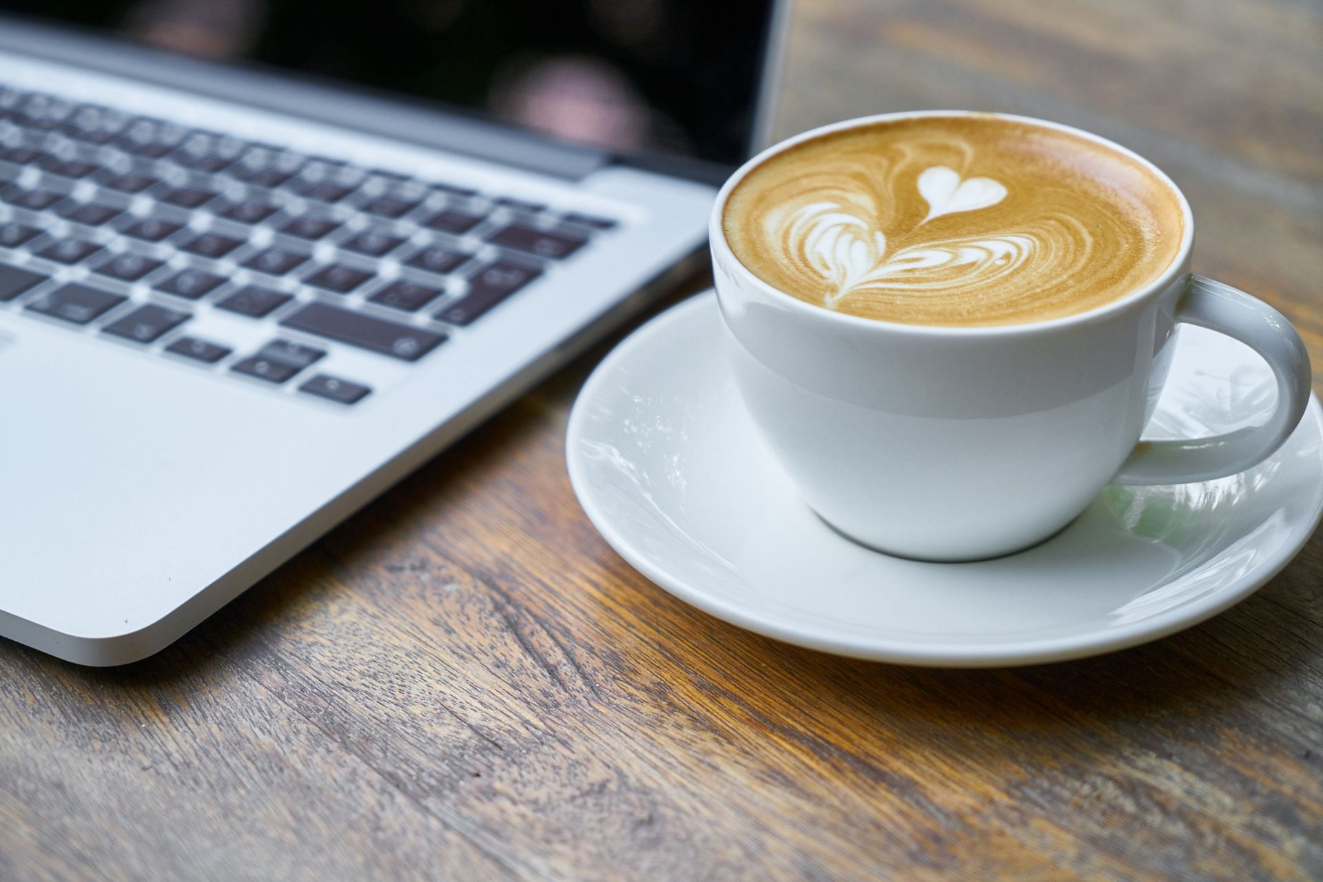 Coffee stimulates the digestive system. (Image via Pexels/Pixabay)