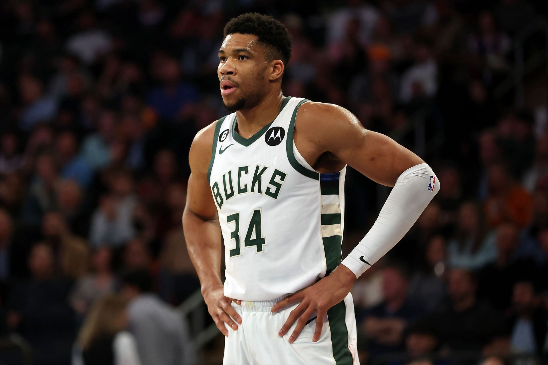 Milwaukee Bucks v New York Knicks