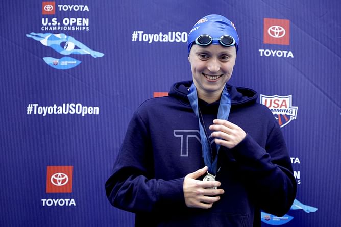 Katie Ledecky wins 200m freestyle, misses 400m IM title at TYR Pro Swim Series