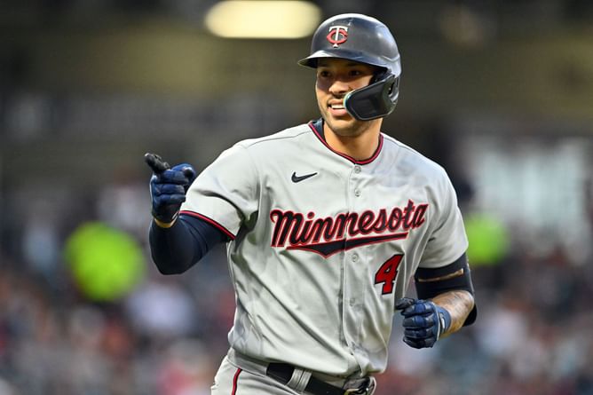MLB insider reports Carlos Correa is finalizing a deal with the Minnesota Twins for six-years and 200 million dollars