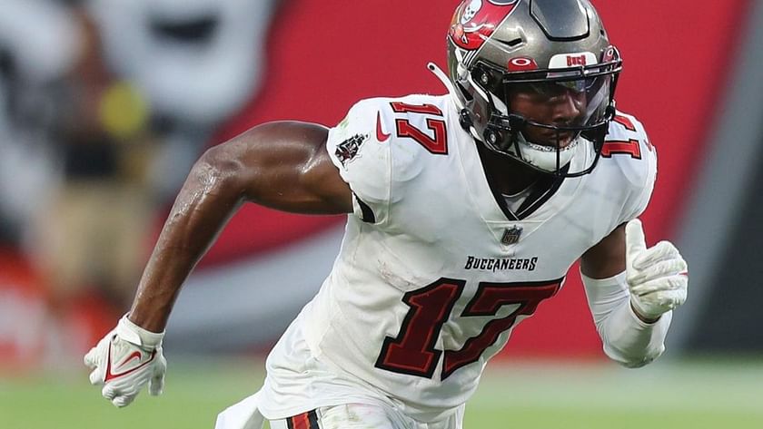 Buccaneers receiver Russell Gage suffers season-ending injury