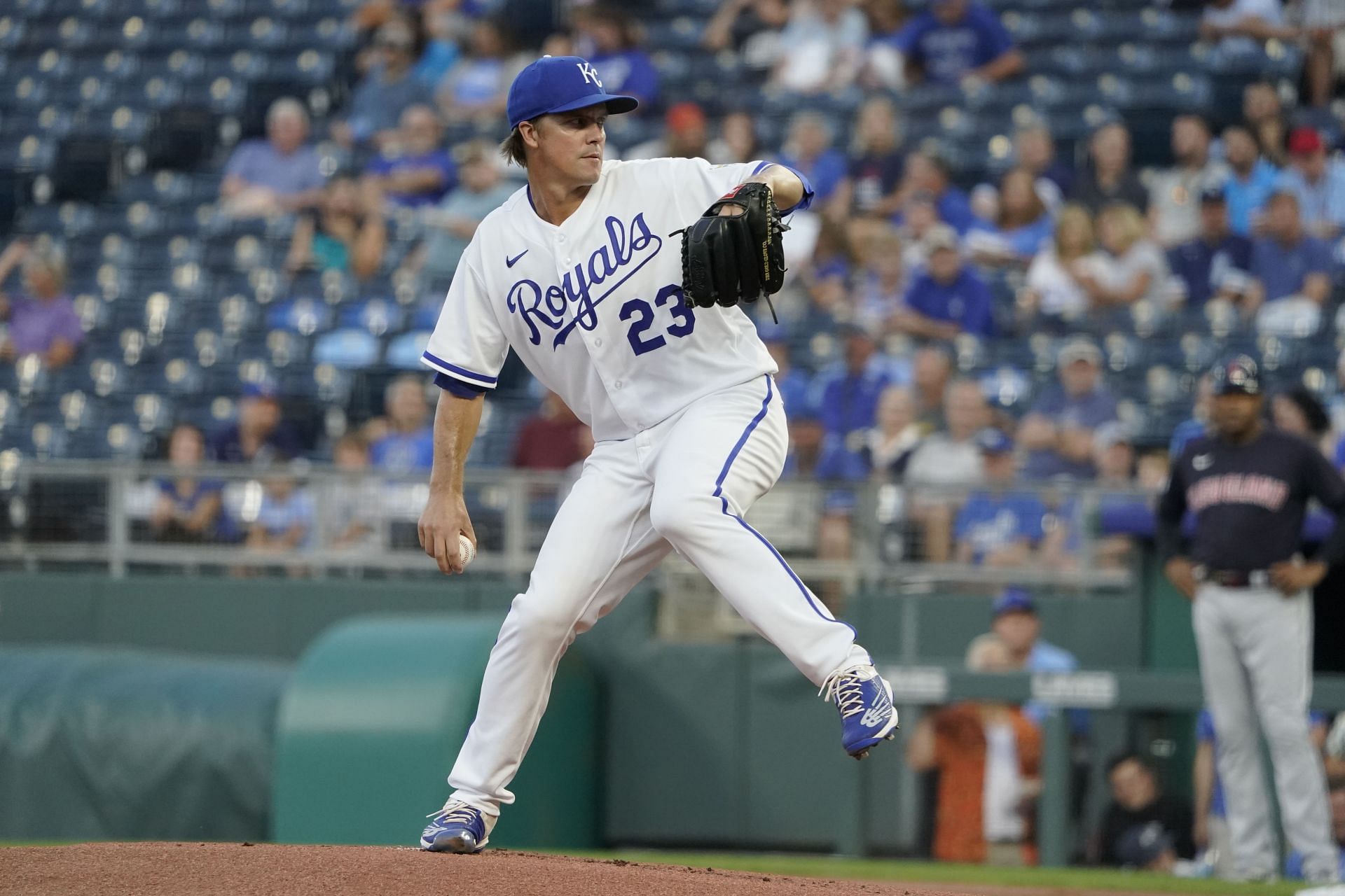 Zack Greinke #23 of the Kansas City Royals pitches against the Cleveland Guardians