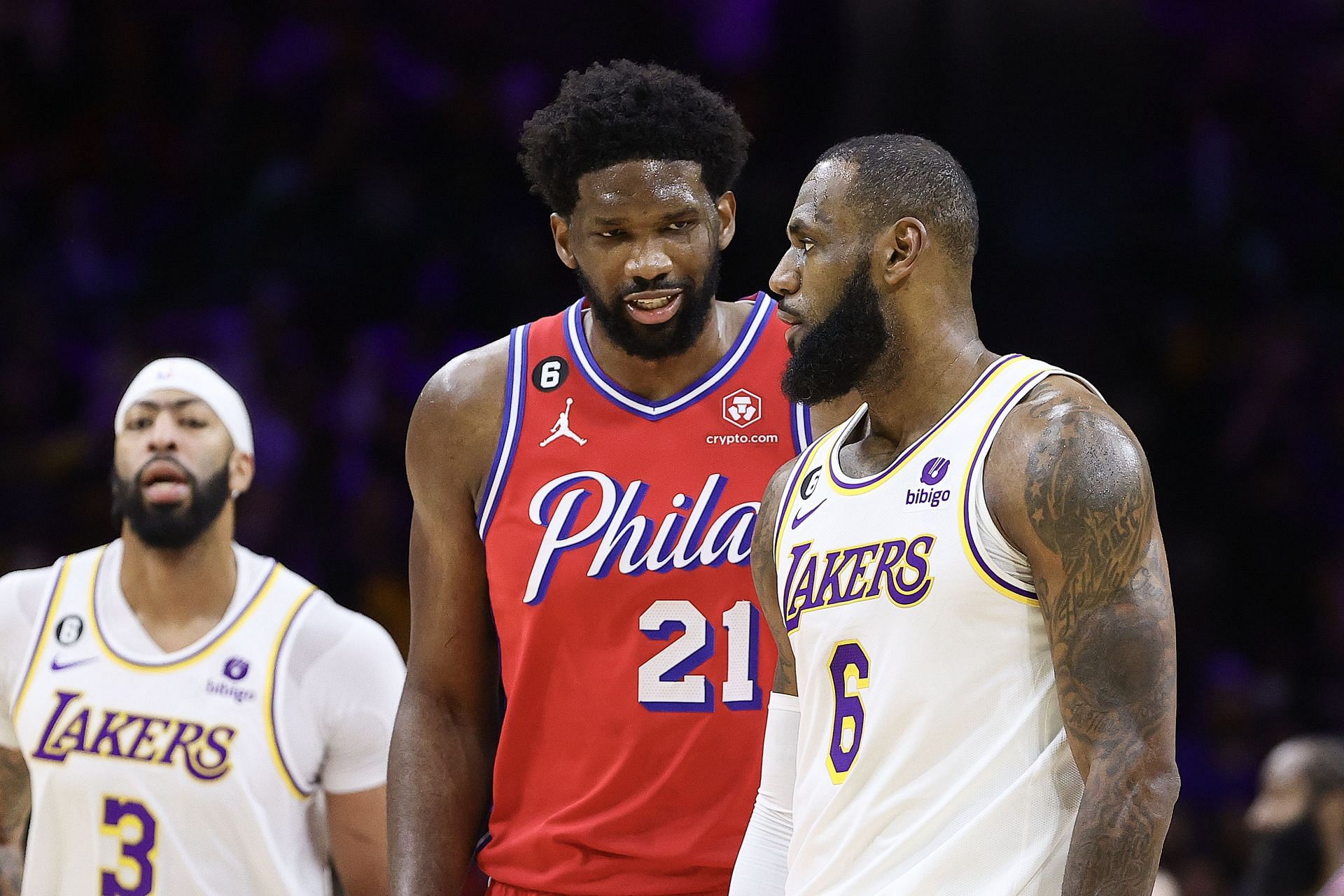 Could LeBron James team up with Joel Embiid in Philadelphia? (Image via Getty Images)