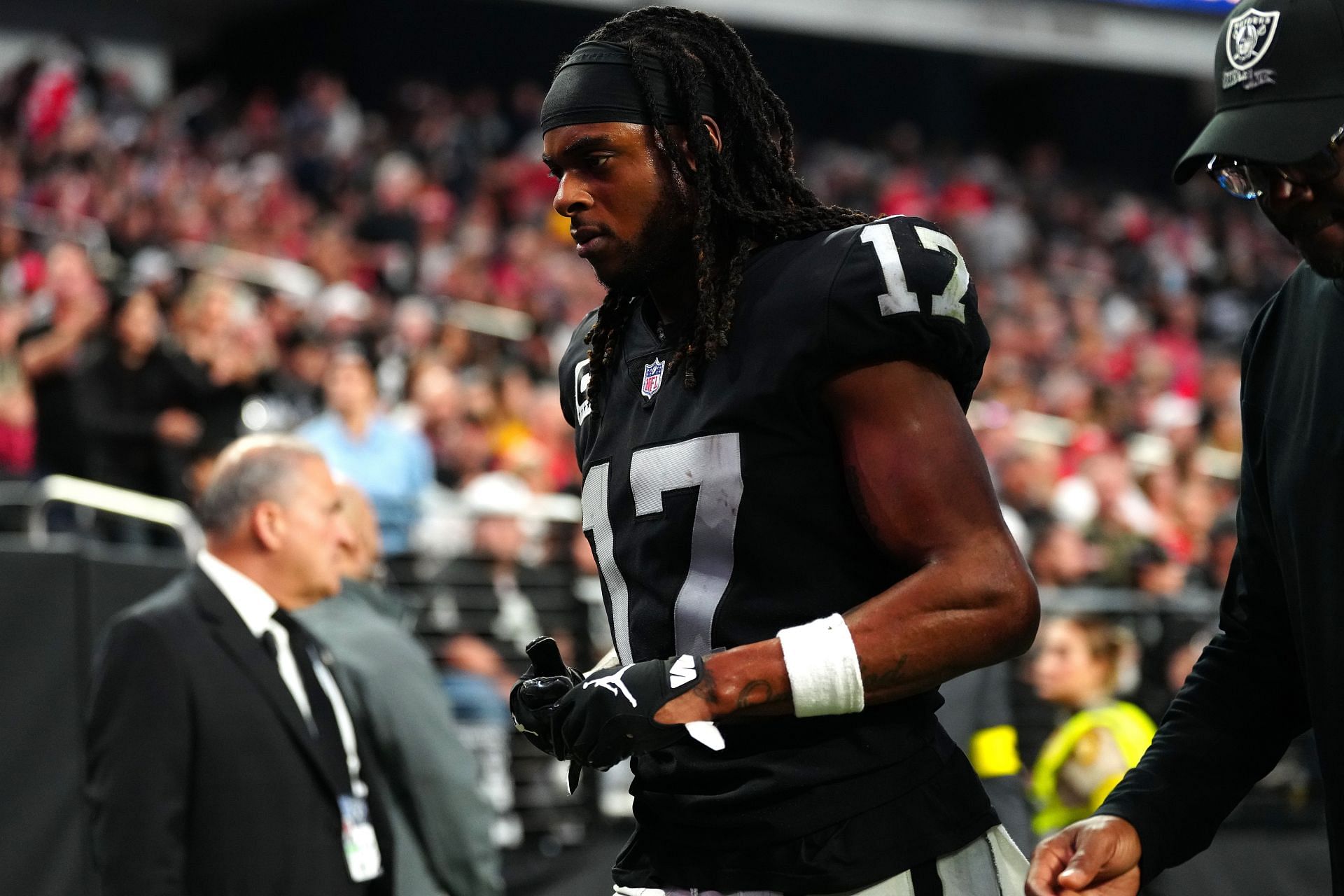 Davante Adams: Raiders teammate Maxx Crosby 'brutally snubbed' for All-Pro