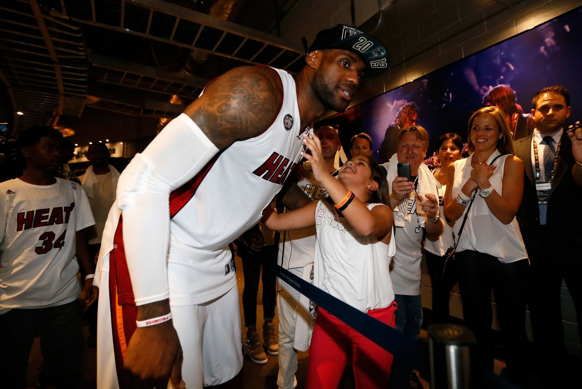 Sports Memorabilia - Miami Heat 2013 NBA Champions, LeBron James Finals MVP  Miami Heat Team photo in cust…