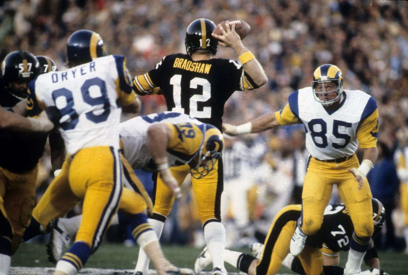 Terry Bradshaw throwing a pass in Super Bowl XIV