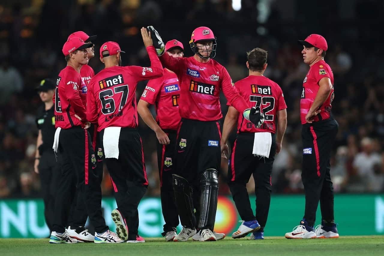 How many players from the Sydney Sixers do you have in your team?