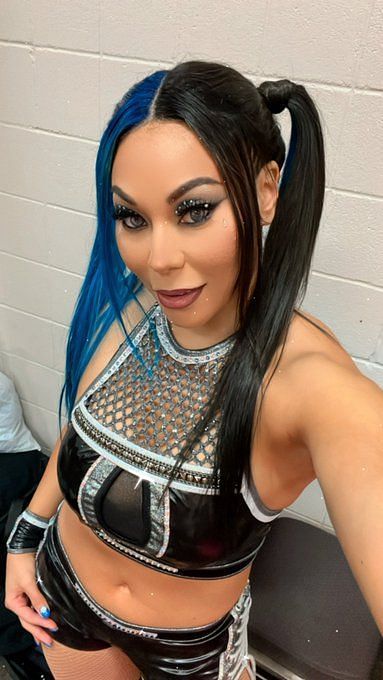 Michin Mia Yim Displays Her Bruises After The WWE Royal Rumble   Dfbd3 16750383195130 1920 