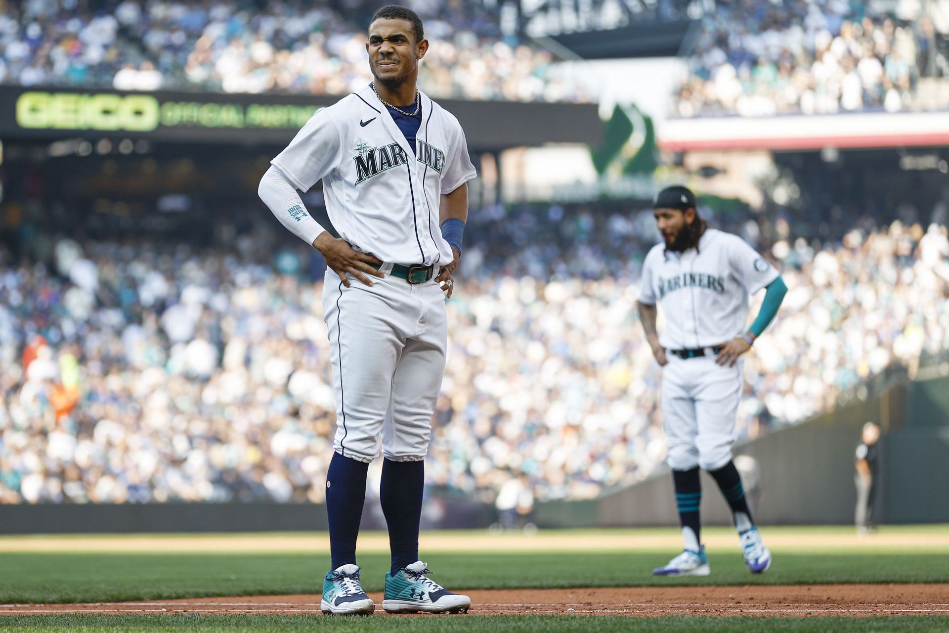 Mariners OF Julio Rodríguez learns he made team roster in