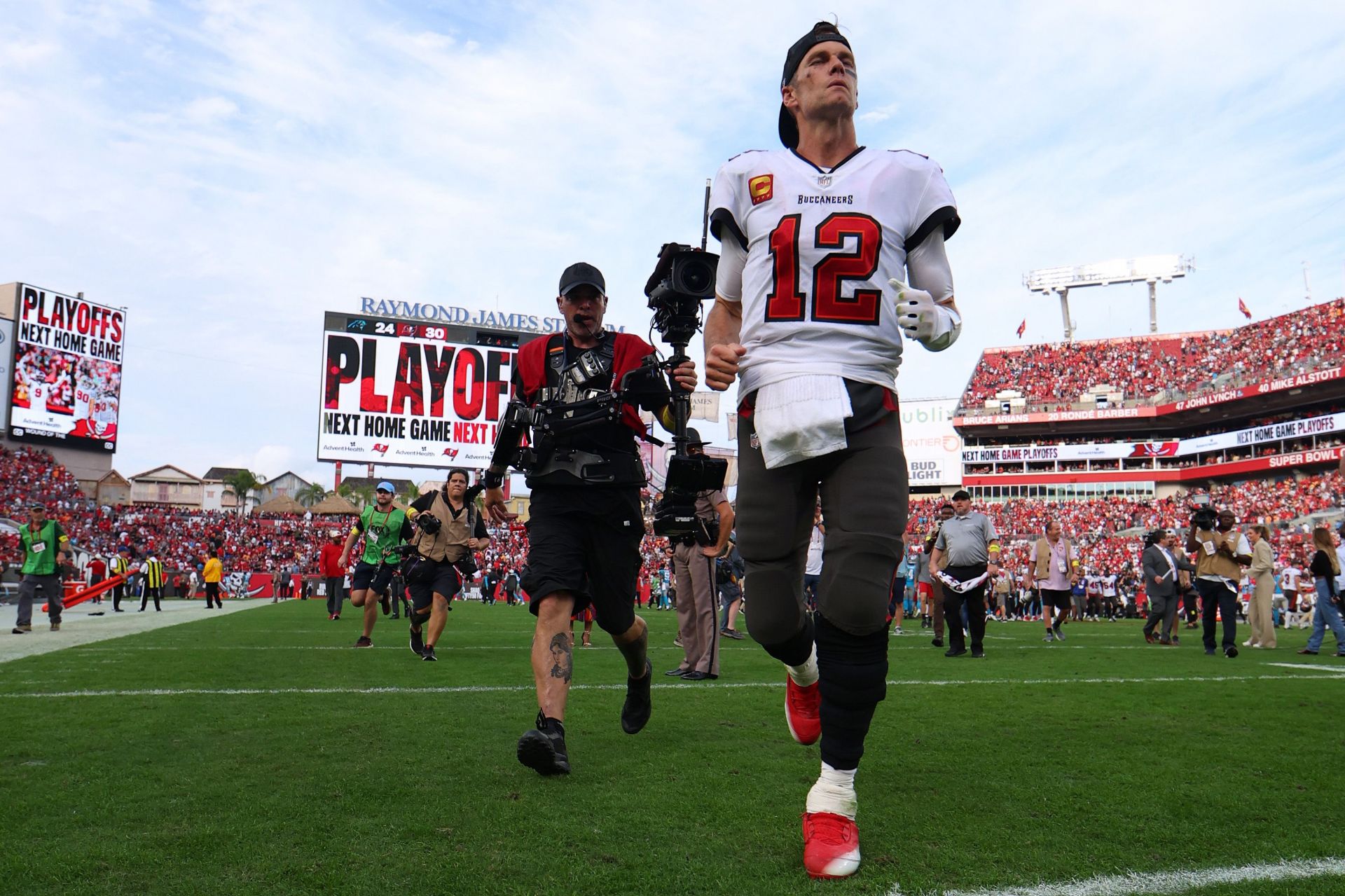 The Bucs are going to the playoffs! (If they can stop Carolina's