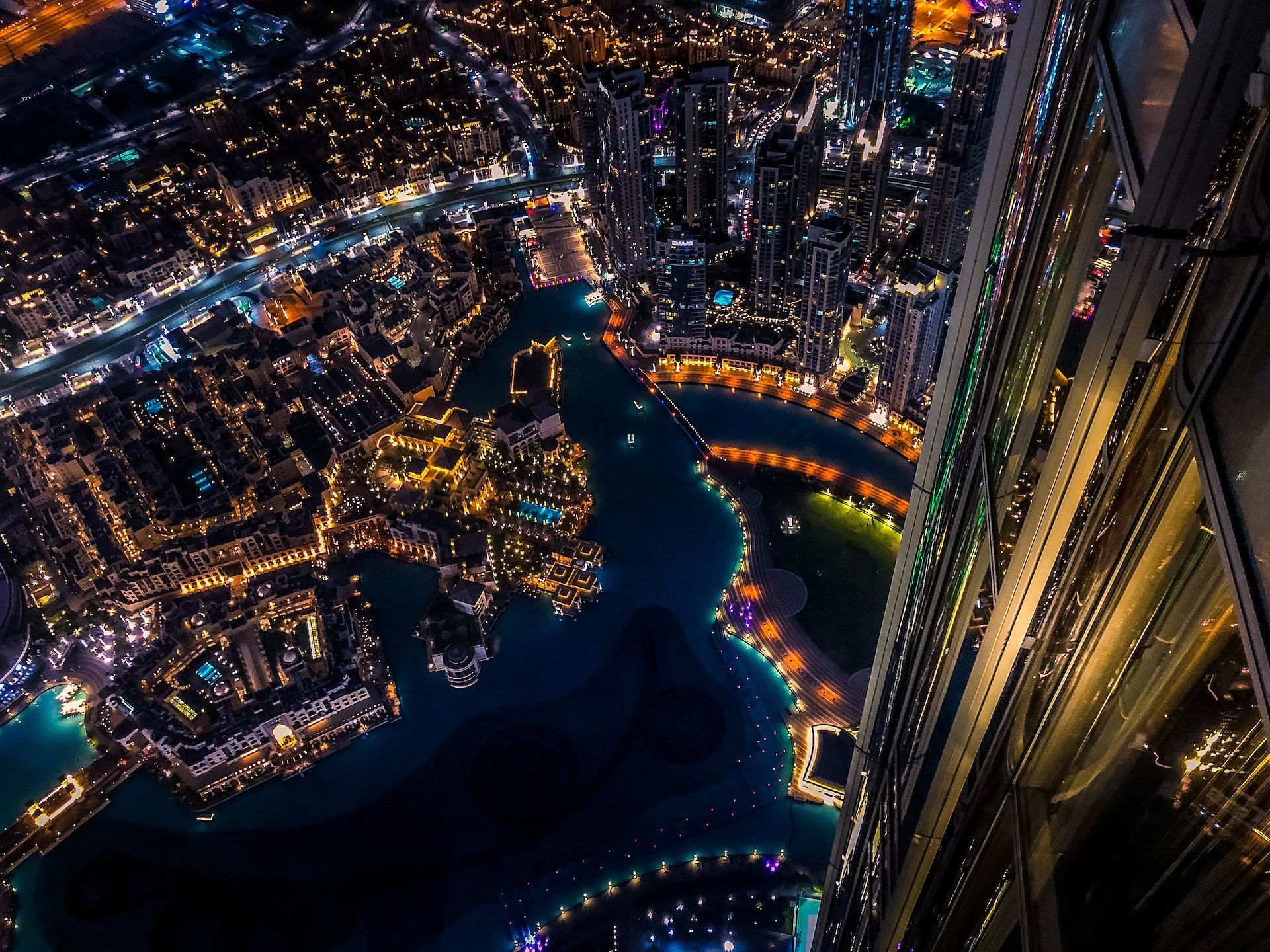 Dubai is a luxurious city with everything excellent. (Photo via Pexels/Nextvoyage)