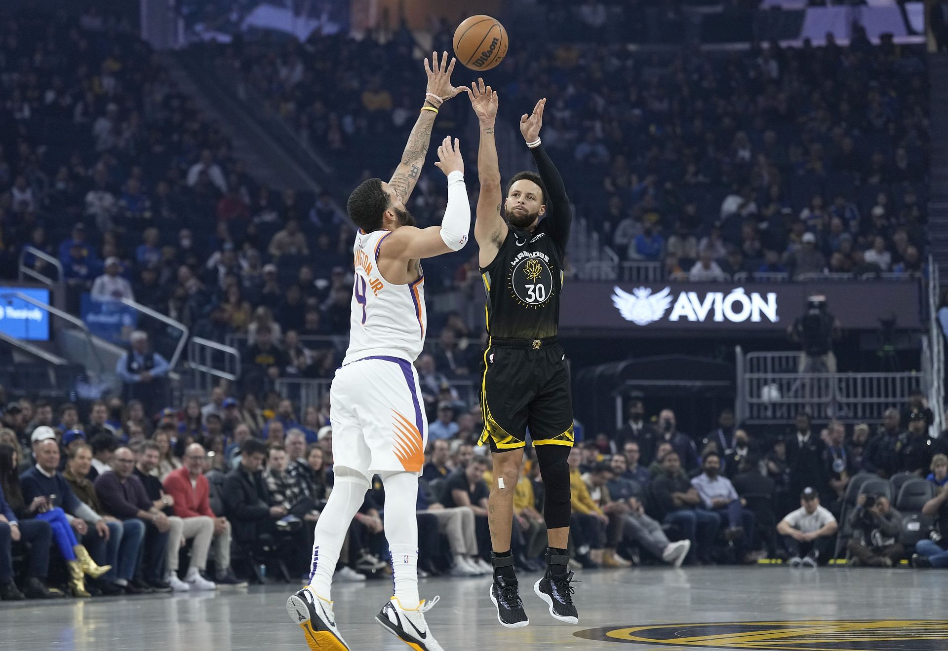 Curry has played in the last two games for the Warriors (Image via Getty Images)