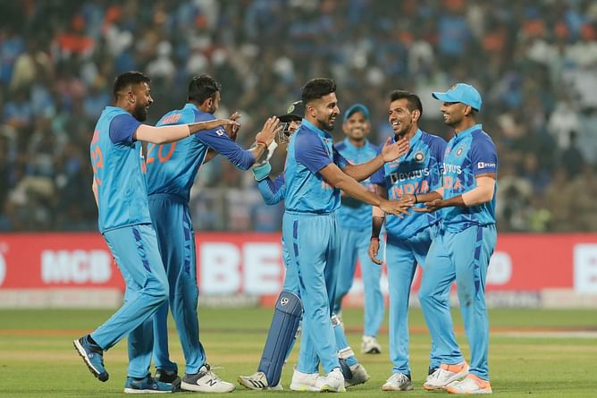 "He has improved considerably" - Wasim Jaffer on Umran Malik performances in T20I series against Sri Lanka