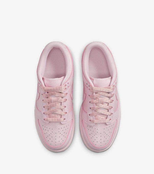 5 best pink Nike sneakers one can buy right now