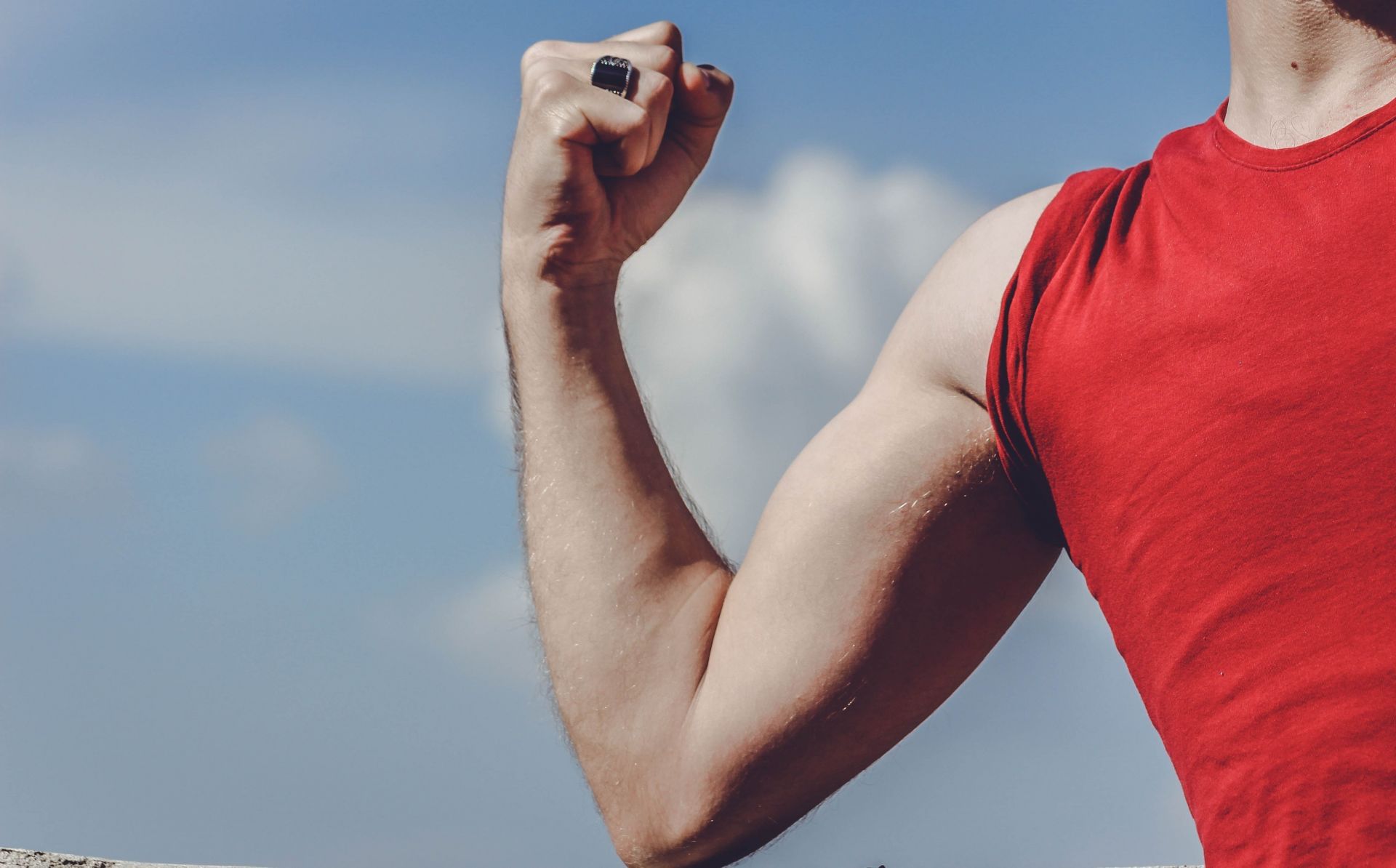 amount of glycogen in your muscles depends on how much exercise. (Image via Pexels / Samer Daboul)