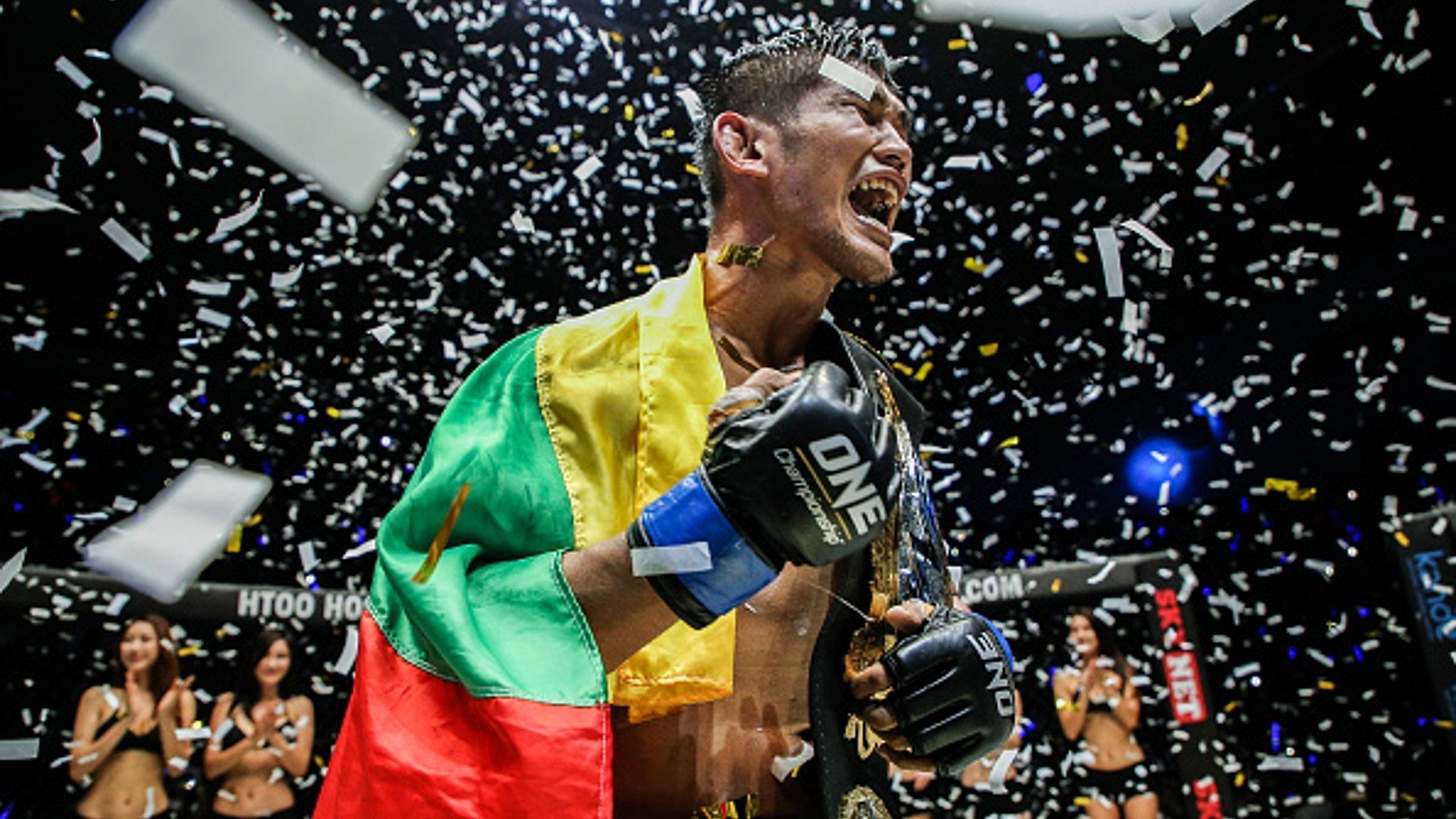 Aung La N Sang celebrates his historic title win in 2017