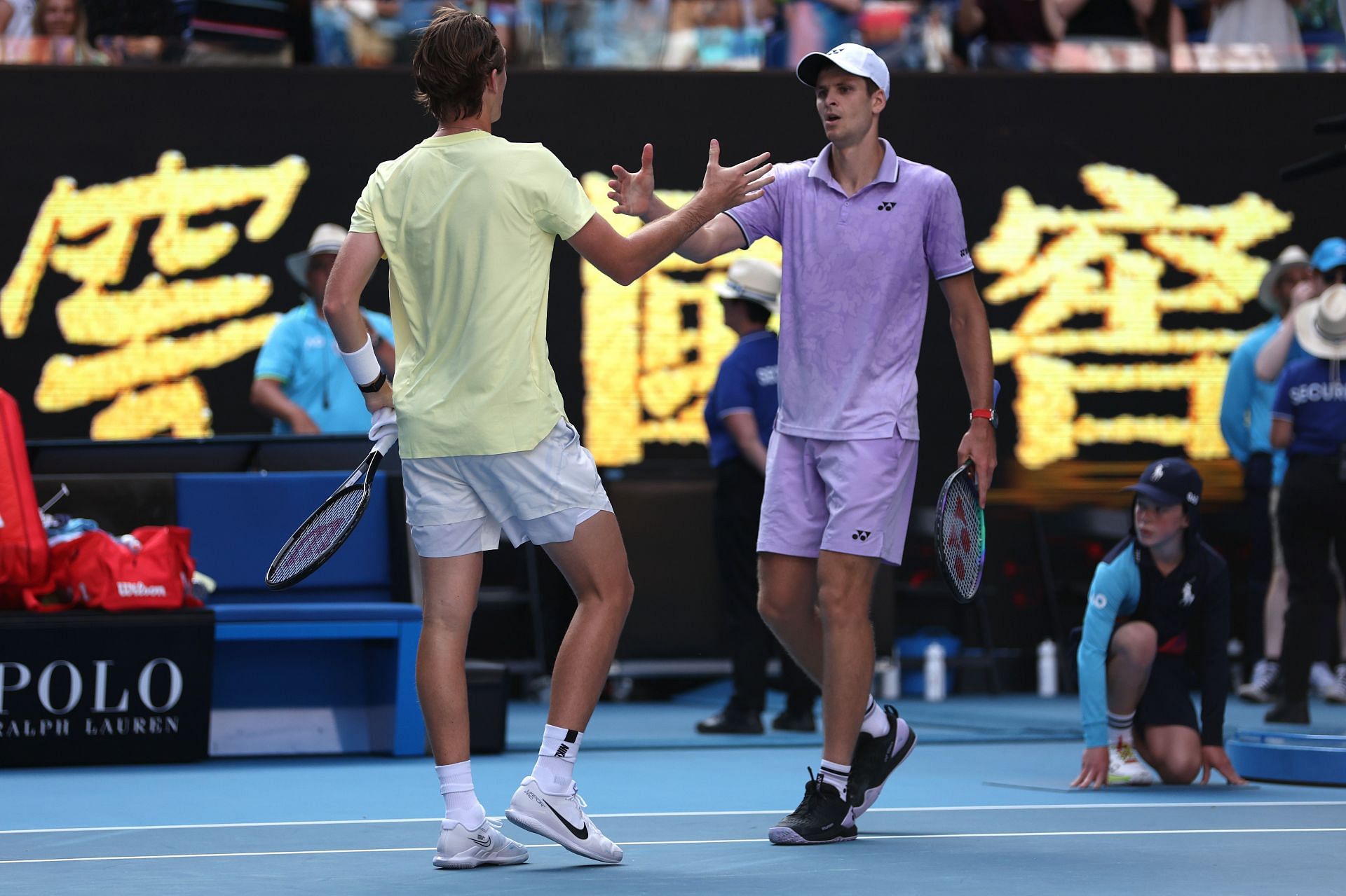 Australian Open Considers Final-Set Tiebreak
