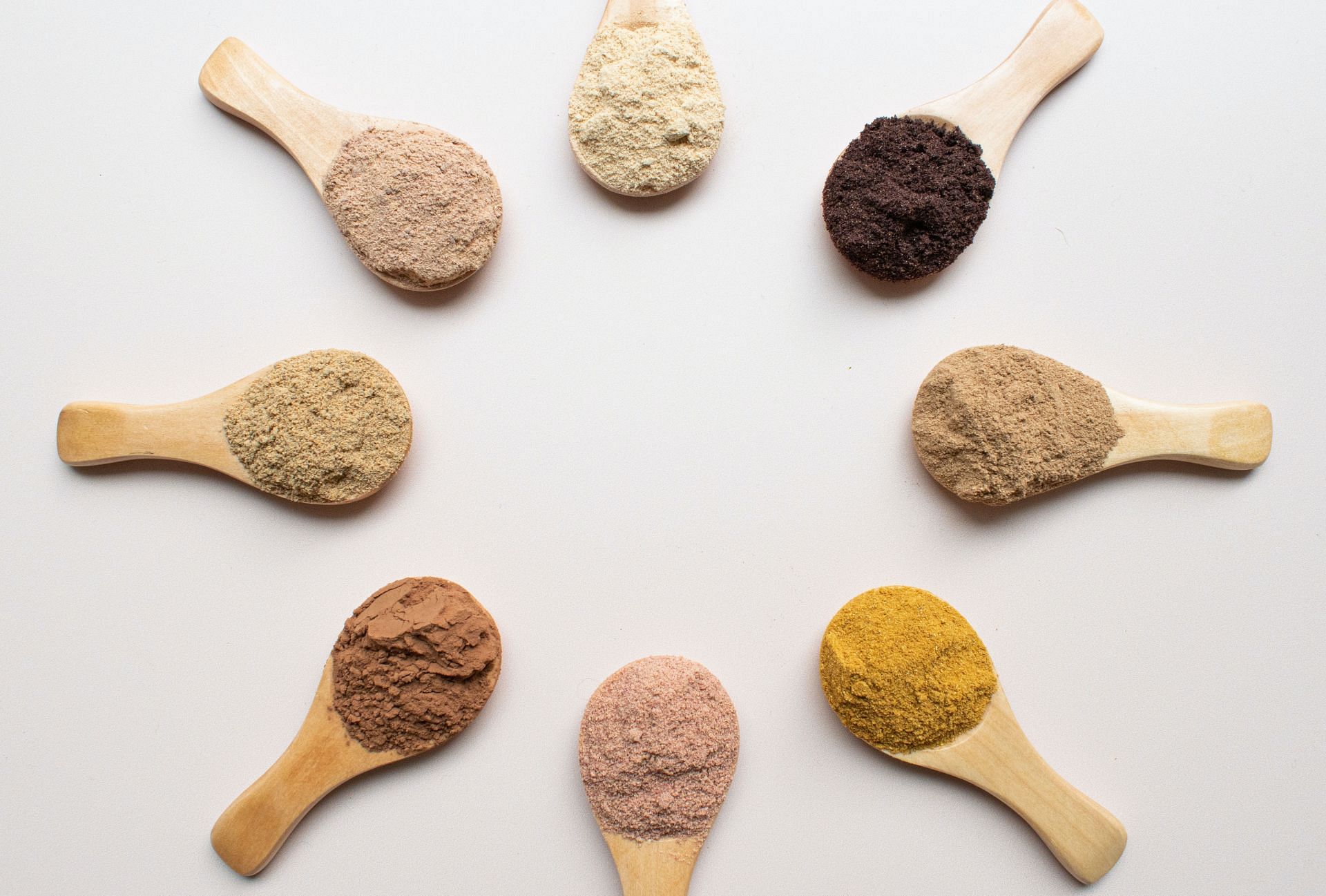 Plant protein powders provide an easy option for vegans (Image via Unsplash/Emma Jane Hobden)