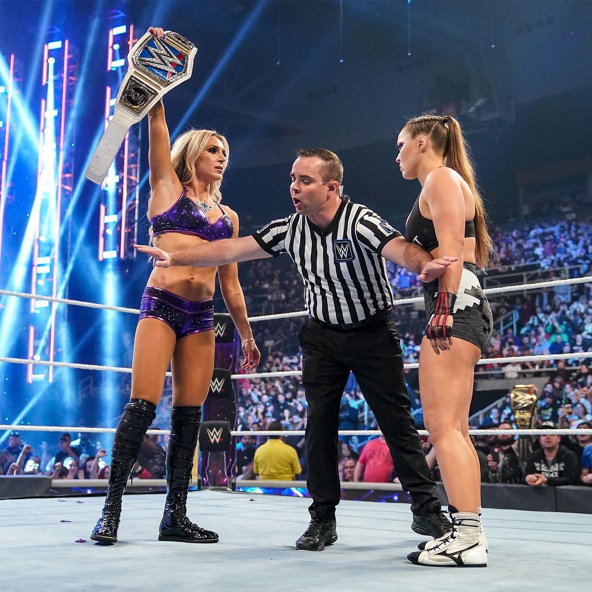 Charlotte Flair and Ronda Rousey dominated the SmackDown title scene in 2022.