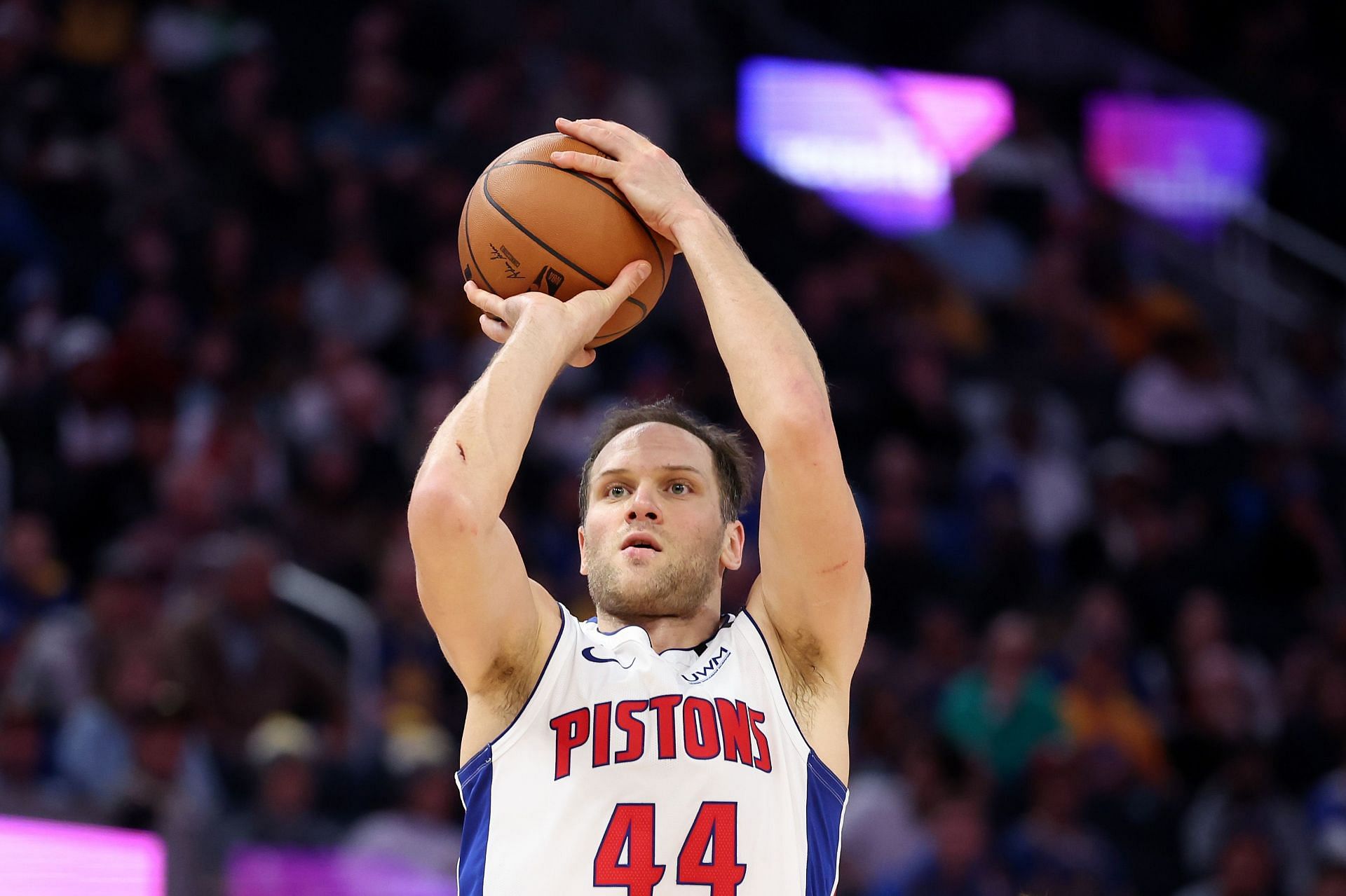 Detroit Pistons sharpshooting forward Bojan Bogdanovic has been linked with multiple teams recently