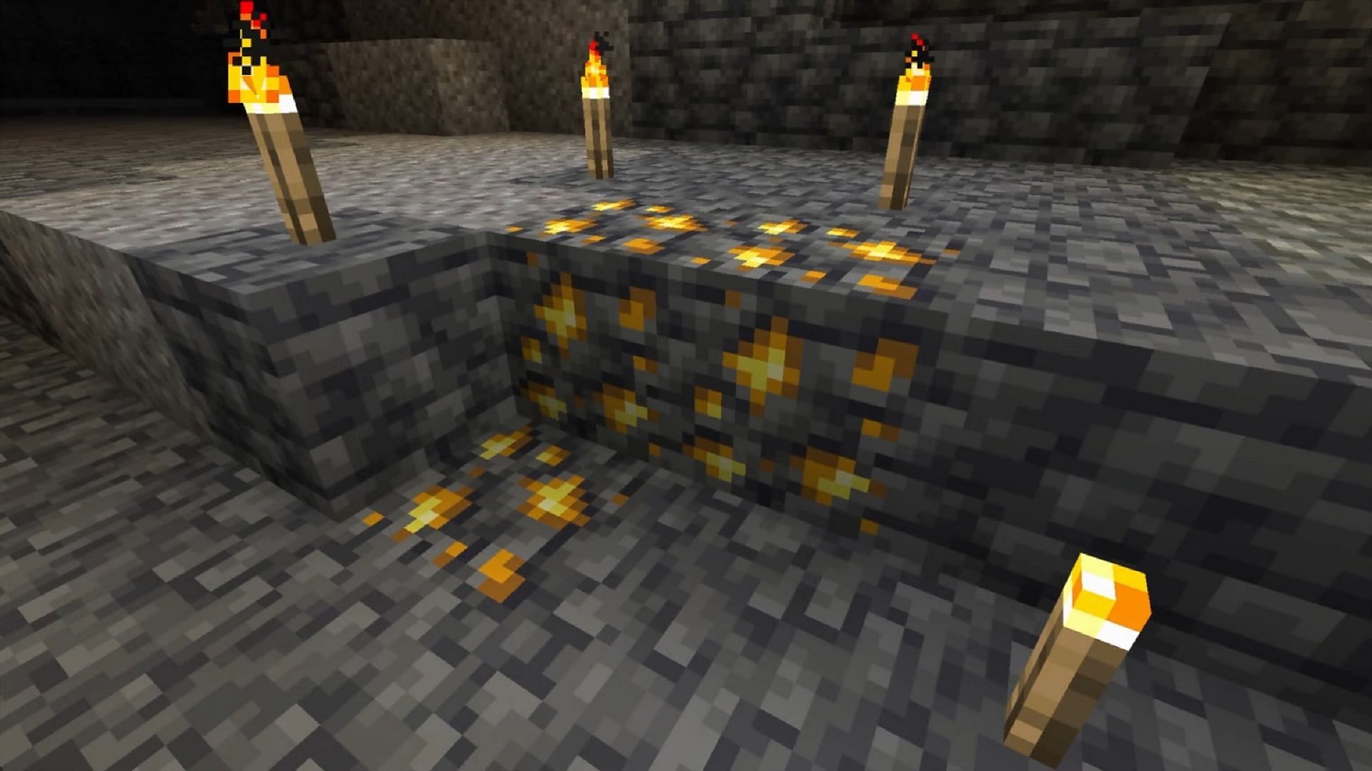 Gold ore can appear in standard and deepslate layers in Minecraft 1.19 (Image via Mojang)