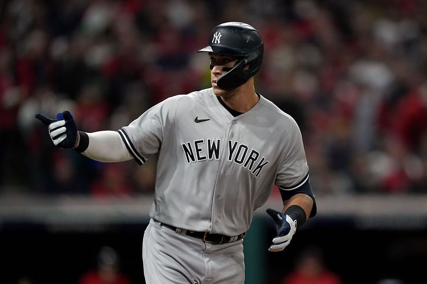Aaron Judge is serenaded with 'let's go Yankees' chants at Drake