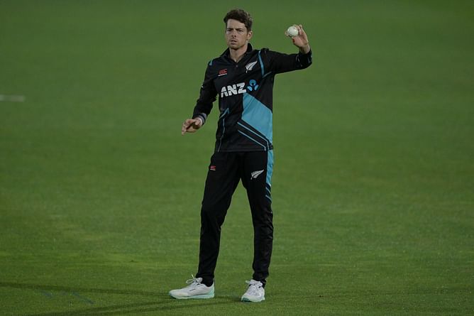 New Zealand name 15-man squad for T20I series against India; Mitchell Santner named as captain