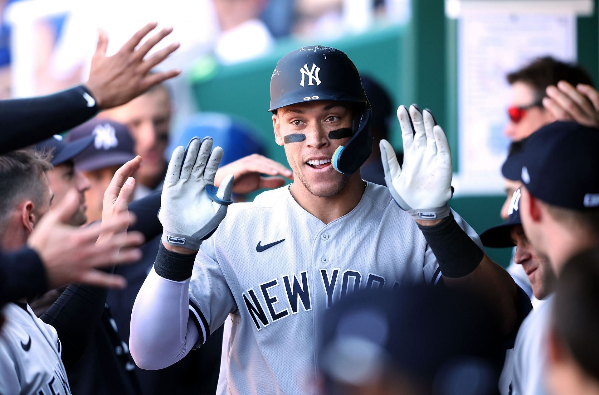 Replying to @brayden.greenn Aaron Judge Wallpaper! Who Should be next