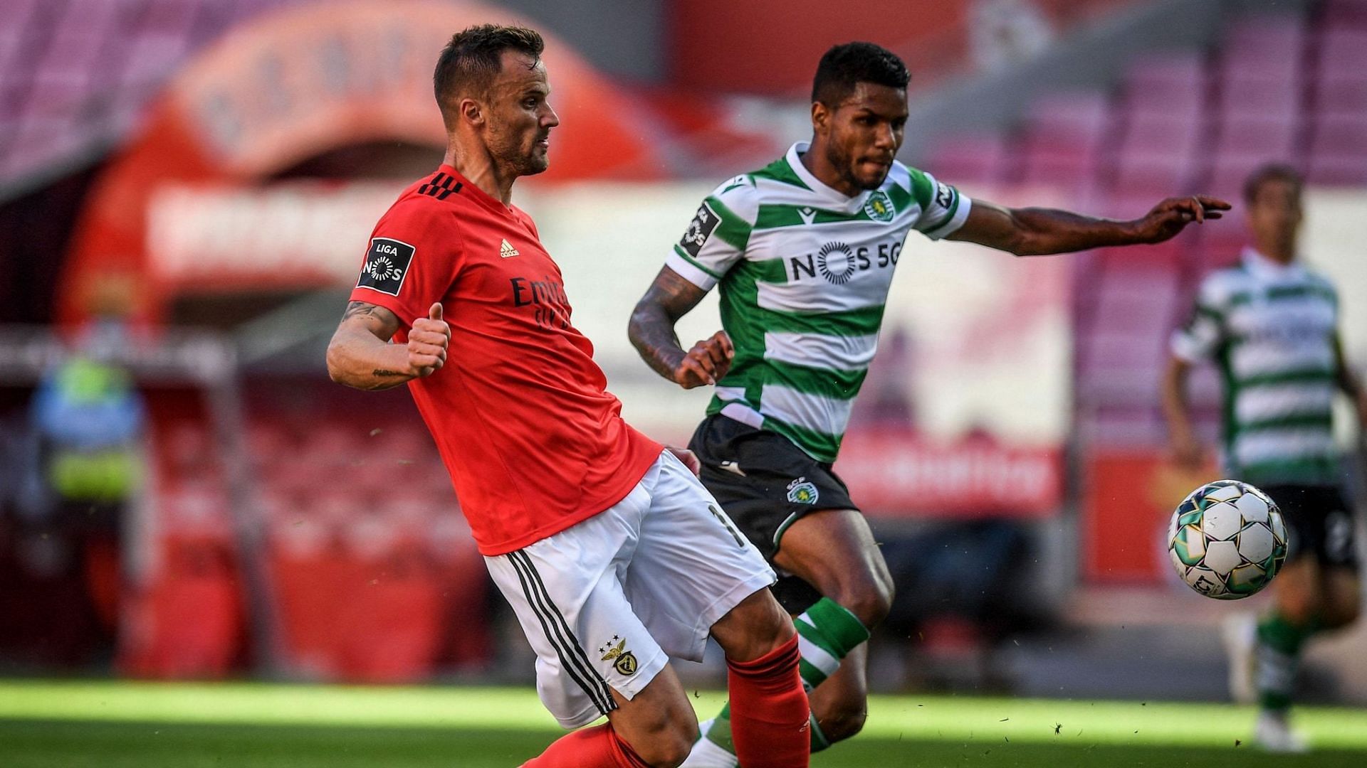 Arch-rivals Benfica and Sporting will lock horns in the Primeira Liga on Sunday