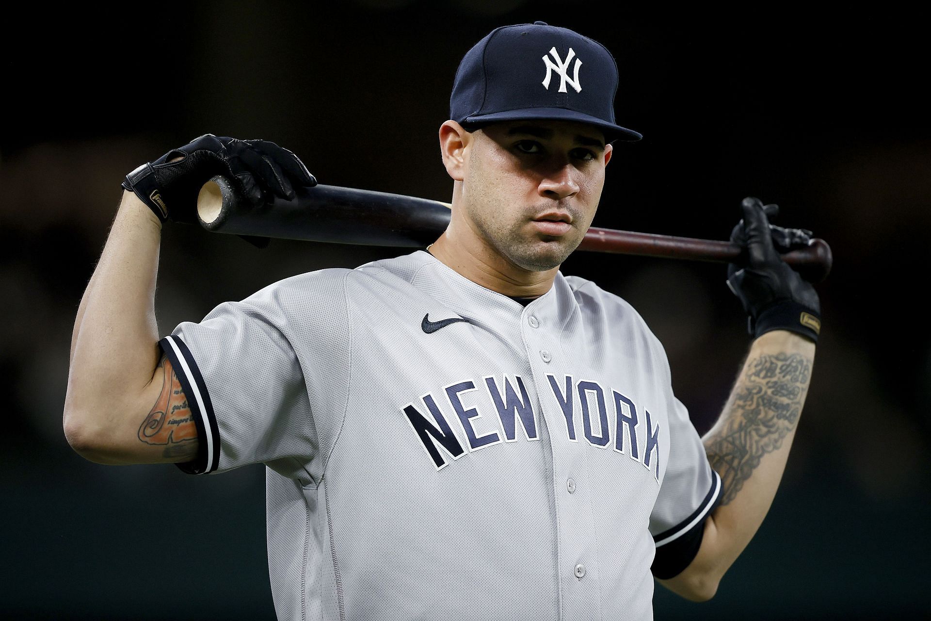Unsigned Gary Sanchez still has a big fan in Yankees clubhouse 