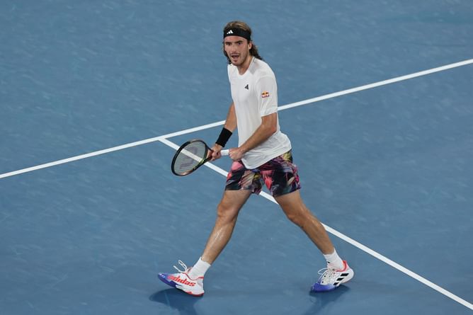 Stefanos Tsitsipas vs Rinky Hijikata Prediction, Odds, Line, Pick, and Preview: January 18 | Australian Open 2023