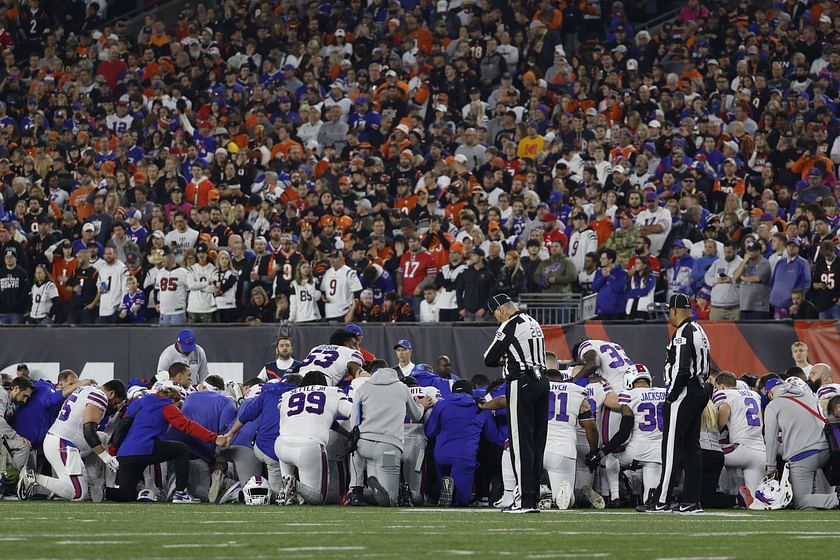 NFL players past and present, including Mahomes and Kelly, react to Hamlin  injury