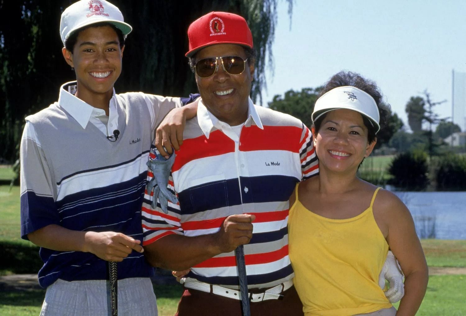 Tiger Woods with his parents (Image via Getty)