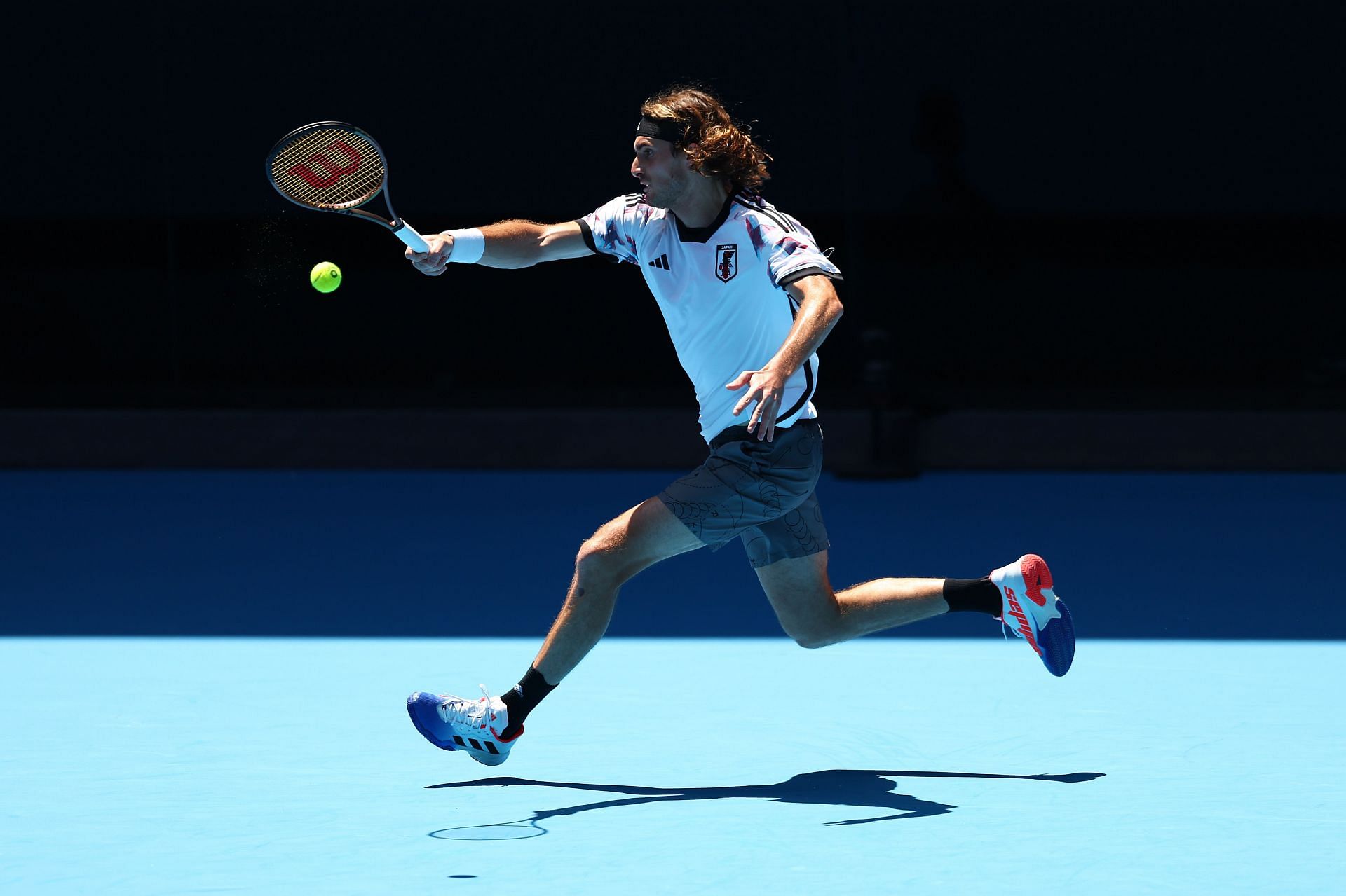 australian-open-2023-stefanos-tsitsipas-vs-quentin-halys-preview-head