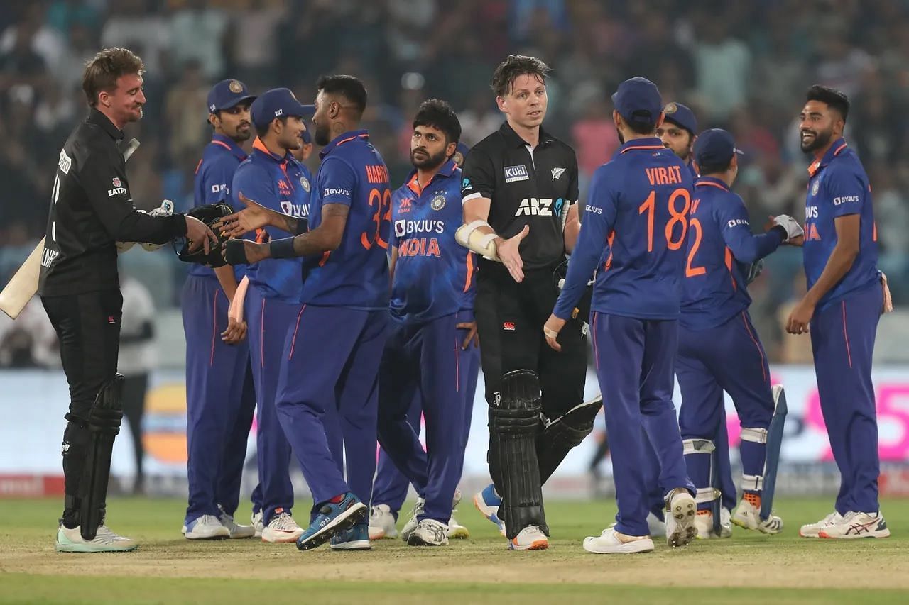 भारत ने पहला वनडे करीबी अंतर से जीता था 