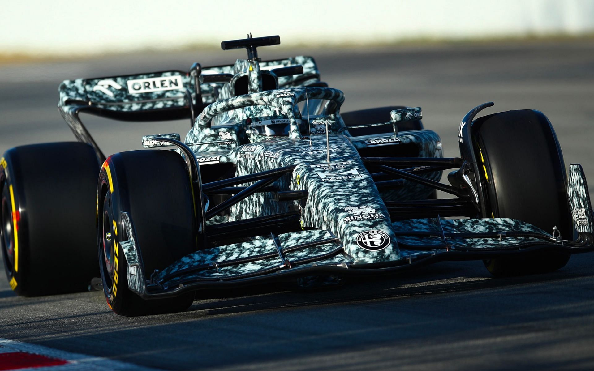 Alfa Romeo C42 2022 - Barcelona pre-season testing (Via F1.com)